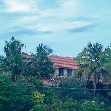 Отель La Exotica Варкала Экстерьер фото